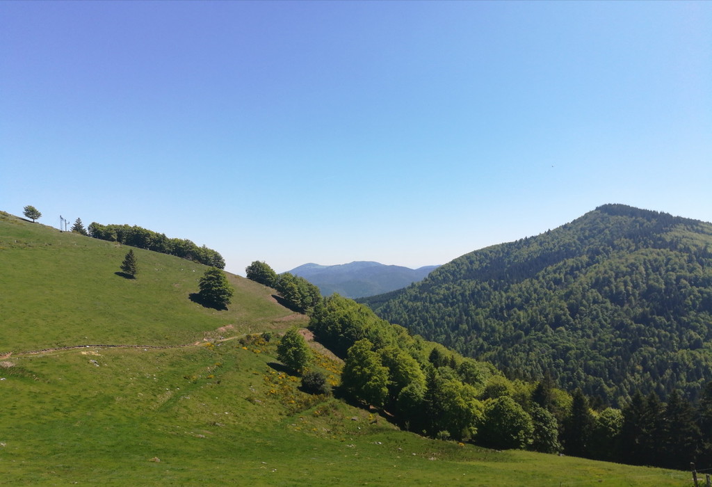Collines --- Crédits : L Schwab - CC_BY_NC_SA 3.0